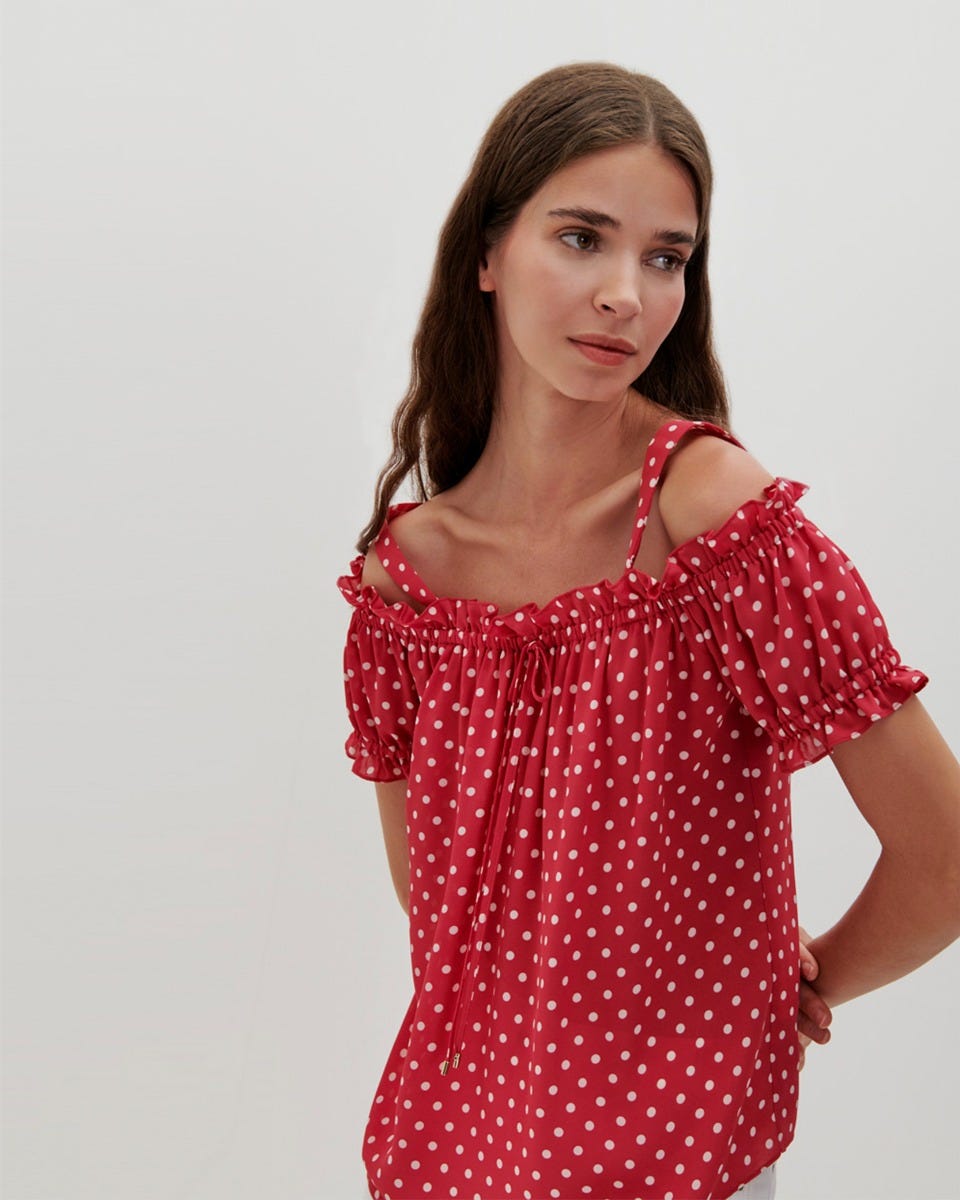 Blusa Estilo Bardot Con Tirantes