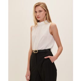 Blusa Blanca Cuello Alto Con Pliegues JULIO