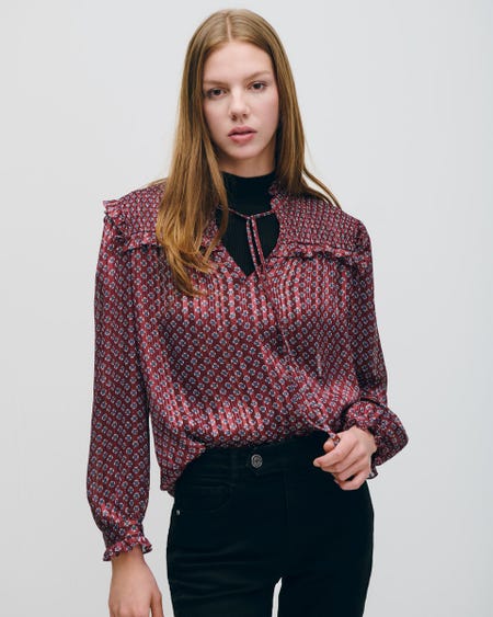 Blusa De Chifón Burdeos Estampado Corbatero Cuello Alto Con Smock