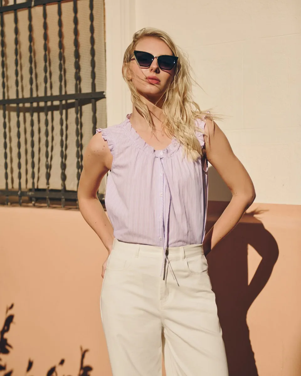 Blusa A Rayas Lavanda Escote U Jaretas Y Escarolas 