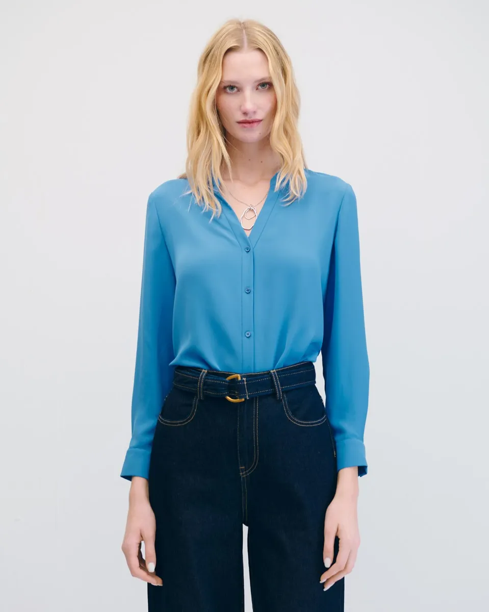 Blusa Azul Azulino Cuello Mao Escote V 