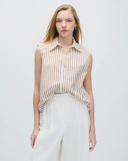 Blusa Camisera A Rayas Café Con Textura Y Canesú