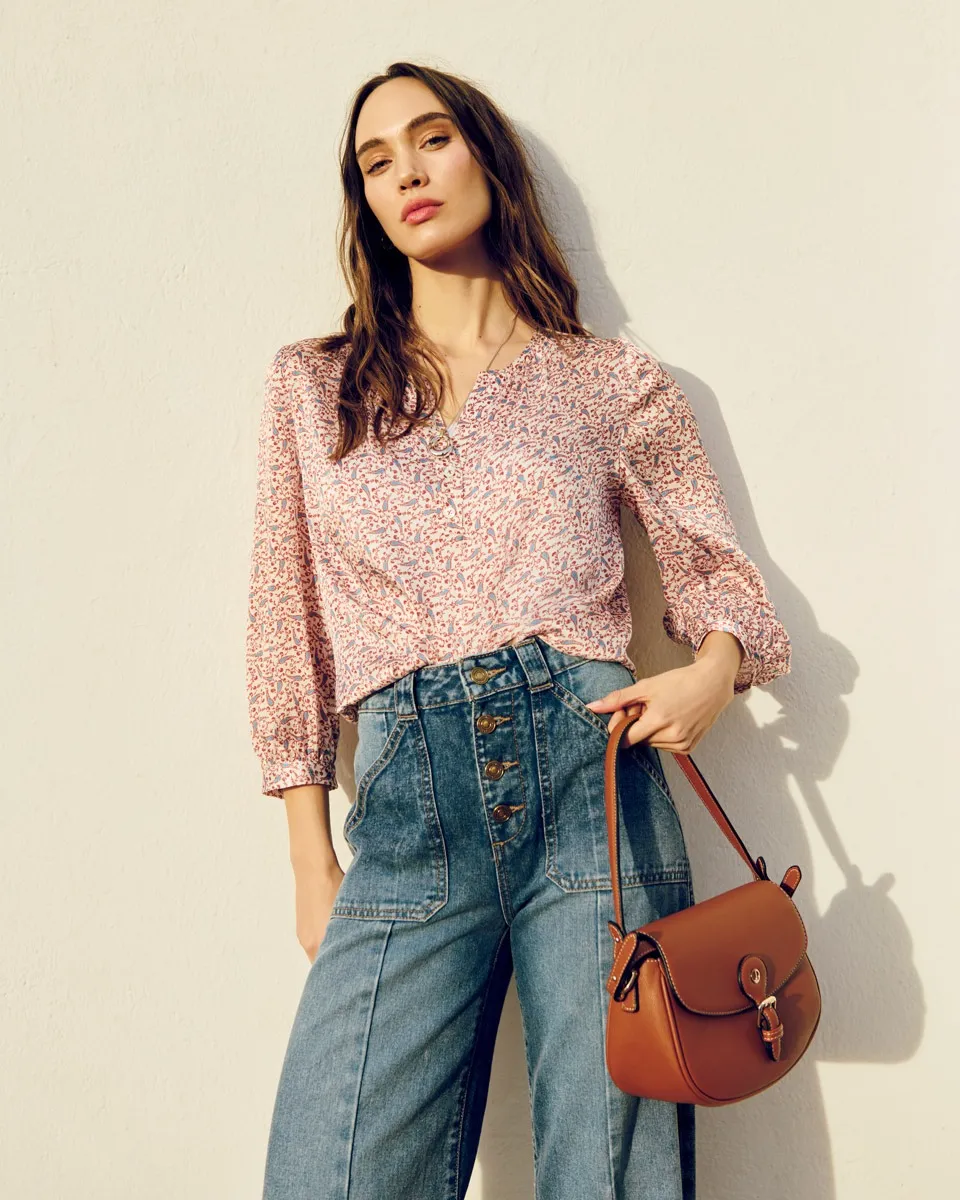 Blusa De Satín Estampado Paisleys Manga 3/4 Jareta En Ruedo 