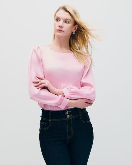 Blusa De Satín Rosa Escote Redondo Y Frunces
