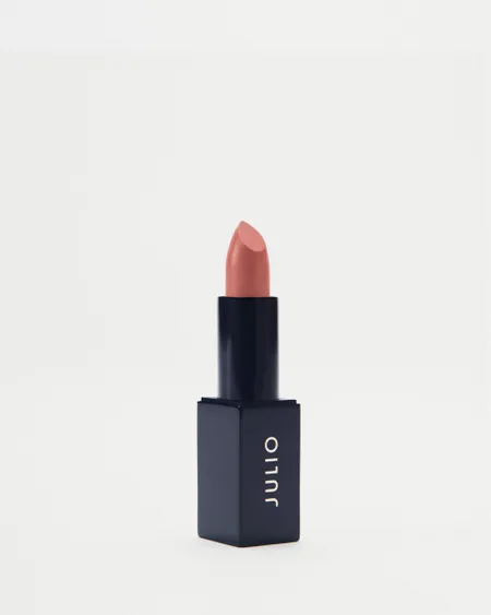 Labial Julio Beauty Tono Latte VARIOS