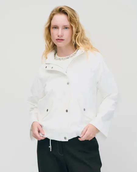 Chamarra Parka Blanca Capucha Desmontable Manga Ranglan