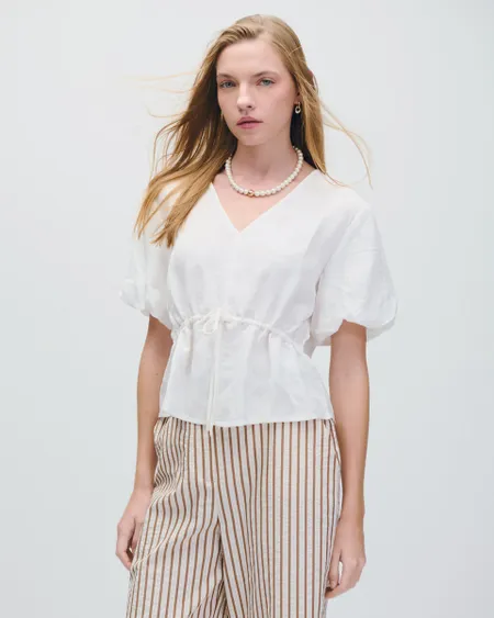 Blusa Blanca Corta De Lino Jacquard Floral Manga Globo