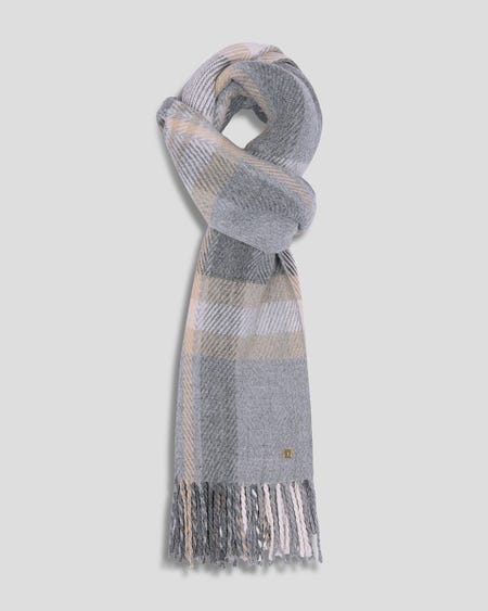 Maxi Bufanda Tejido A Cuadros Gris Con Beige Acabado En Flecos