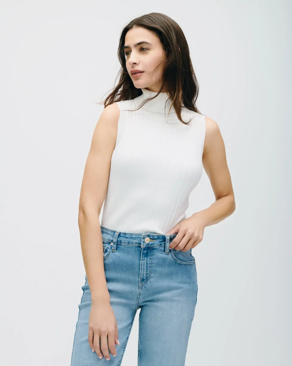 Top Tejido Canalé Sin Mangas Cuello Tortuga Crema 