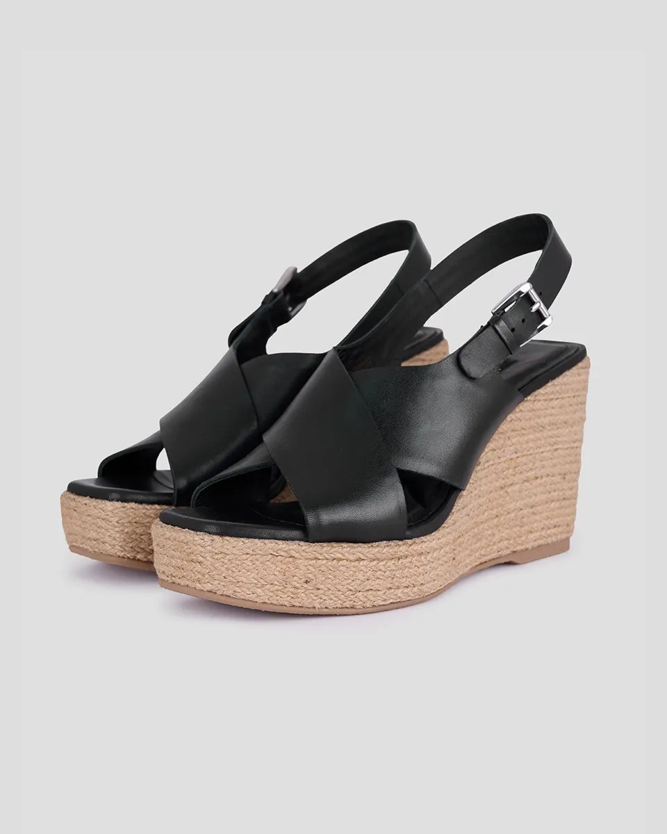 Alpargata De Piel Negra Cruzada Cuña De Yute 