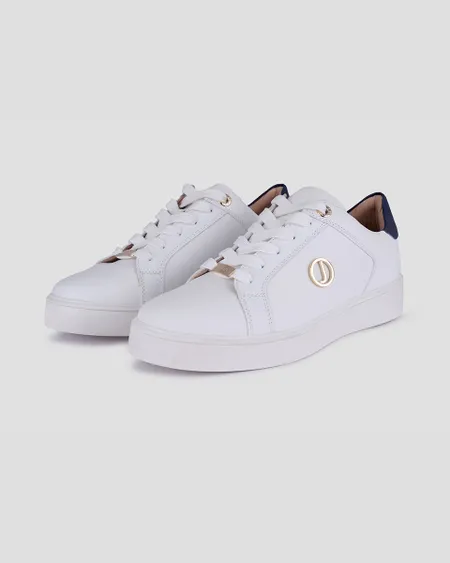 Tenis Blancos De Piel Talonera Marino Con Monograma