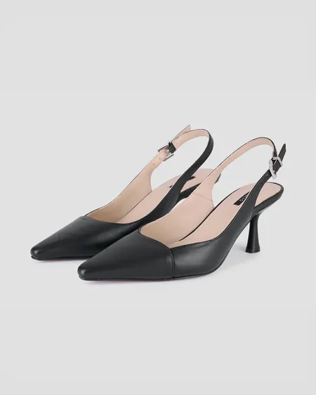 Zapatilla Slingback De Piel Negra Kitten Acampanado